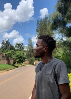 Andrew Munyah, 23, Republika y’u Rwanda, Kigali