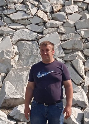 Aleksandr, 35, Russia, Megion