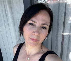 Olia, 45, Novi Sad