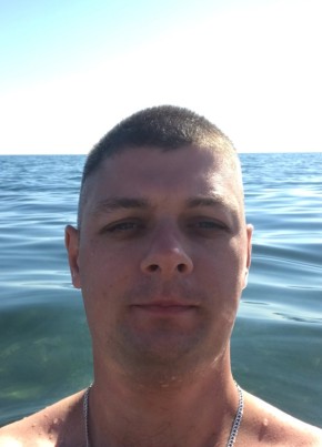 Евгений