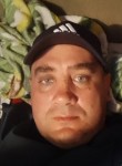 Aleksey, 40, Rodnykovoe