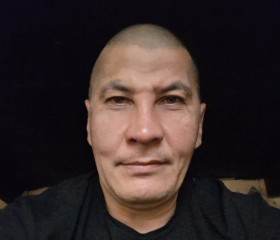 Rinat Maga, 46, Luhansk
