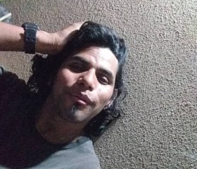 Gonzalo, 25, Santiago del Estero
