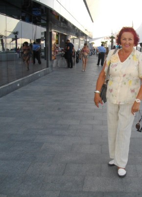 galina, 75, Repubblica Italiana, Loano