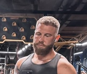 Viktor, 36, Nuernberg