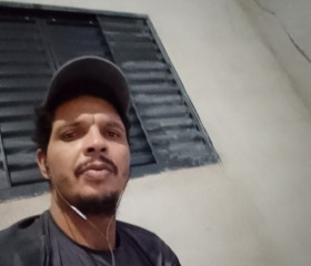 Tiago Candido, 40, Lavras