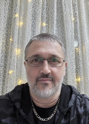 Михаил из Владикавказа 34 года