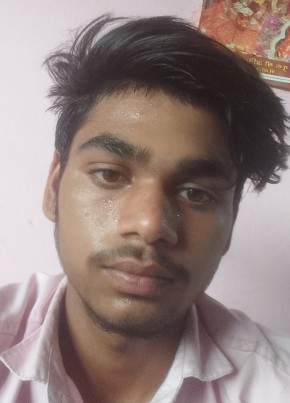 Vivek, 18, India, Delhi