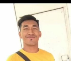 Aus, 18, Ipoh