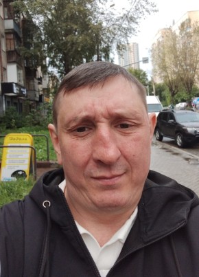 Андрей из Екатеринбурга 44 года
