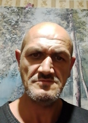 Левон из Орёла 46 лет