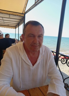 Макс из Симферополи 48 лет