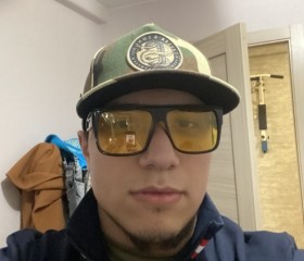 Ramazan, 22, Kolpino