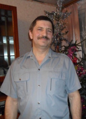 Олег, 63, Россия, Звенигород