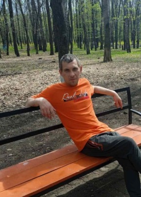 Владимир, 40, Россия, Ульяновск