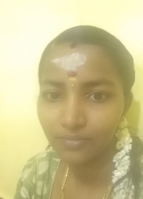Muthu mageshwari, 22, India, Chennai