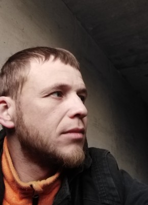 Олег, 40, Россия, Юбилейный