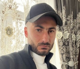 Nersik, 27, London