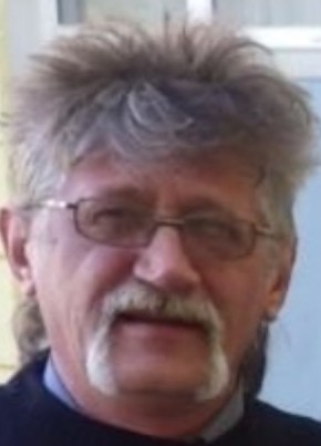 Алекс из Иланския 59 лет