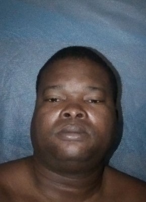 Mike, 39, République du Bénin, Porto Novo
