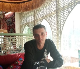 Aleksandr, 39, Moscow