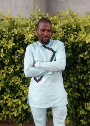 Dossa Ezechiel , 42, République du Bénin, Cotonou