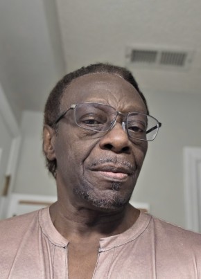 Artimus из Greenville (State of North Carolina) 78 лет