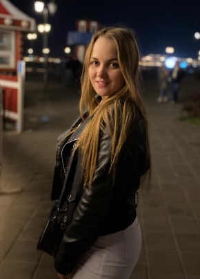 Елена, 24, Россия, Казань