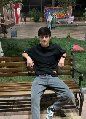 Томми из Нижневартовска 18 лет