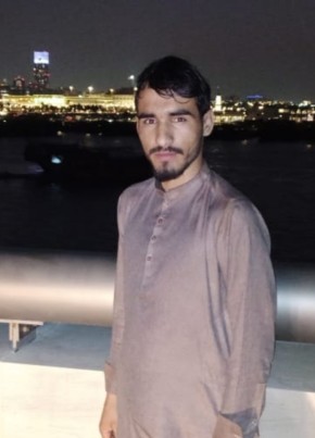 Naveed Abbas, 19, دَوْلَة قَطَر, اَلدَّوْحَة