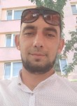 Vasili, 31, Prague