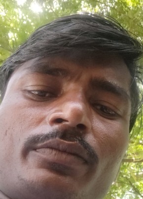 Ramesh Bhai, 32, India, Bhuj