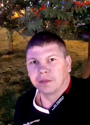 Михаил из Луганска 38 лет
