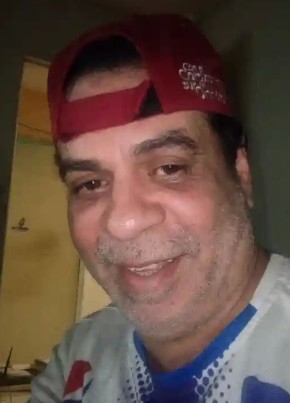 Carlos из Caracas 61 год