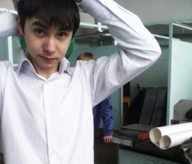 Sazeks, 30, Yelabuga