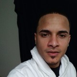 Carlos , 33  , Amherst Center