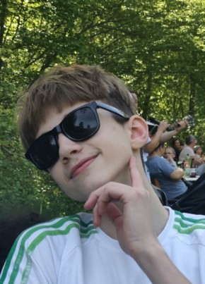 Паша из Balingen 19 лет