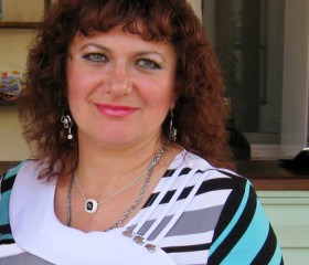 Ольга, 58 лет, Луганськ