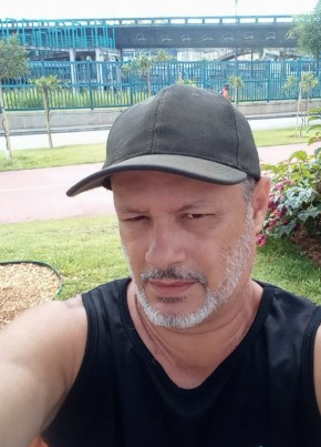 Valter, 62, República Federativa do Brasil, Rio de Janeiro