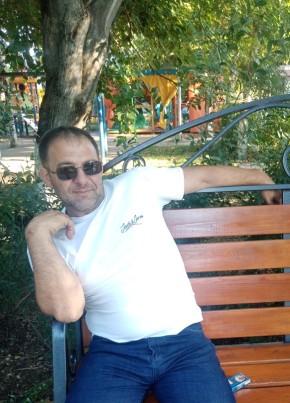 Александр, 44, Россия, Пластуновская