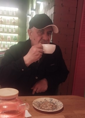 Новруз из Москвы 57 лет