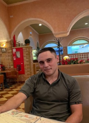 Роман, 25, Россия, Курган