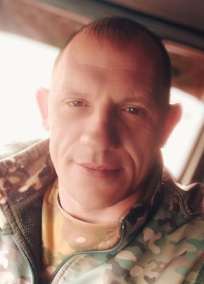 Oleg, 41, Russia, Tula