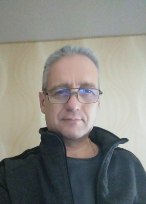 Олег из Ирбита 53 года