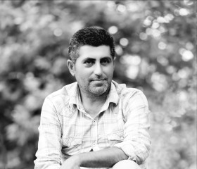 Hosein, 46, Sofia