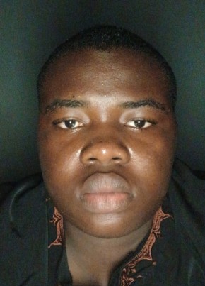 Amadou из Abidjan 22 года