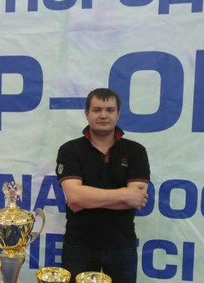 Максим, 35, Россия, Омск