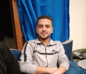 محمود, 18 лет, الباب