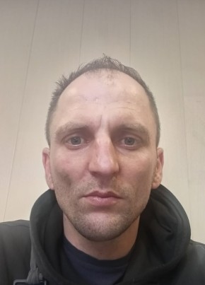 Aleksey, 37, Russia, Artem