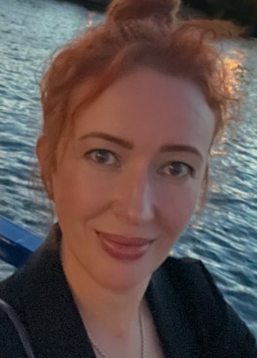 Ирина из Москвы 42 года